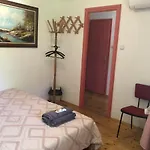 R&b Vendeghaz Privatunterkunft *