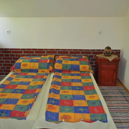 R&b Vendeghaz منزل للإقامة