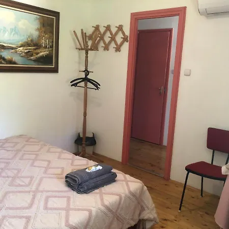 R&b Quarto em Acomodações Particulares *
