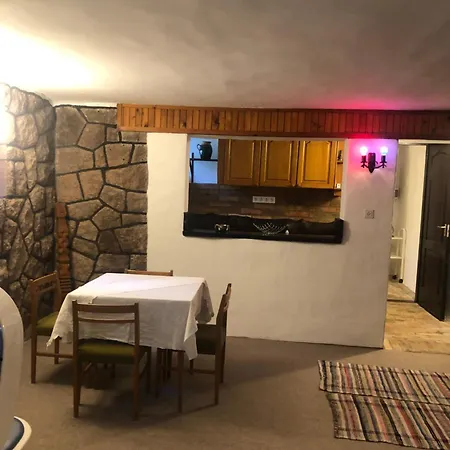 منزل للإقامة R&b Vendeghaz بالاتوناكاراتيا